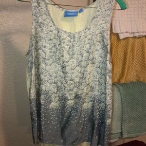 Simply  Vera wang tank top